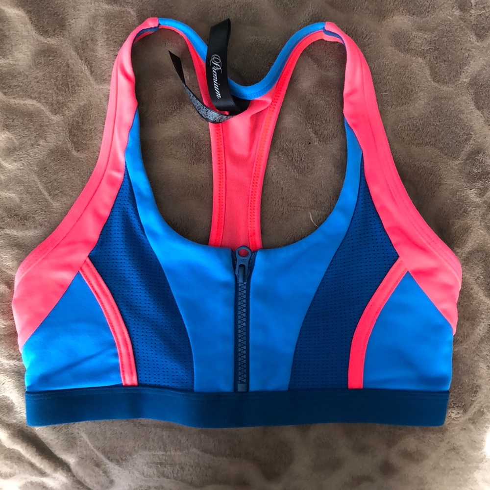 Lorna Jane sports bra small